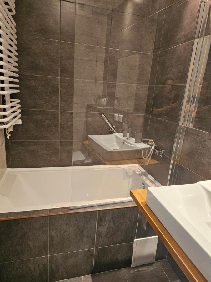 Apartament Rodzinny - Calodobowe Zakwaterowanie, Bezplatny Parking Stary Toruń Eksteriør billede