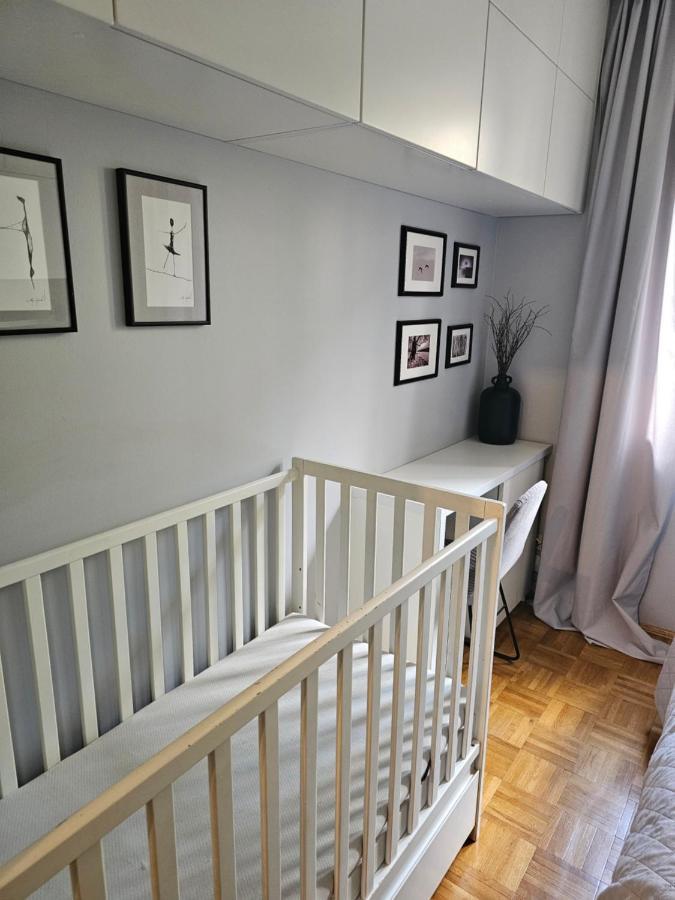 Apartament Rodzinny - Calodobowe Zakwaterowanie, Bezplatny Parking Stary Toruń Eksteriør billede